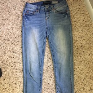 Girls low-waisted jeans